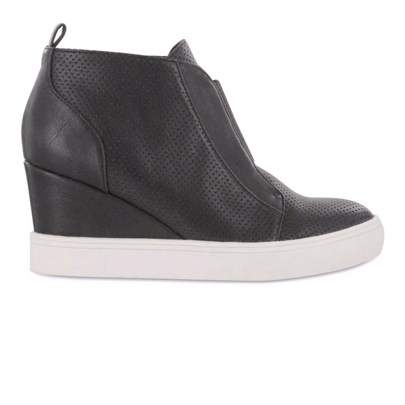 MIA Shoes - 🩵 Women Mia Cristie shoes